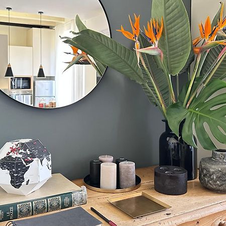 Lily Pads -Elegant Apartment- In The City Center Milaan Buitenkant foto