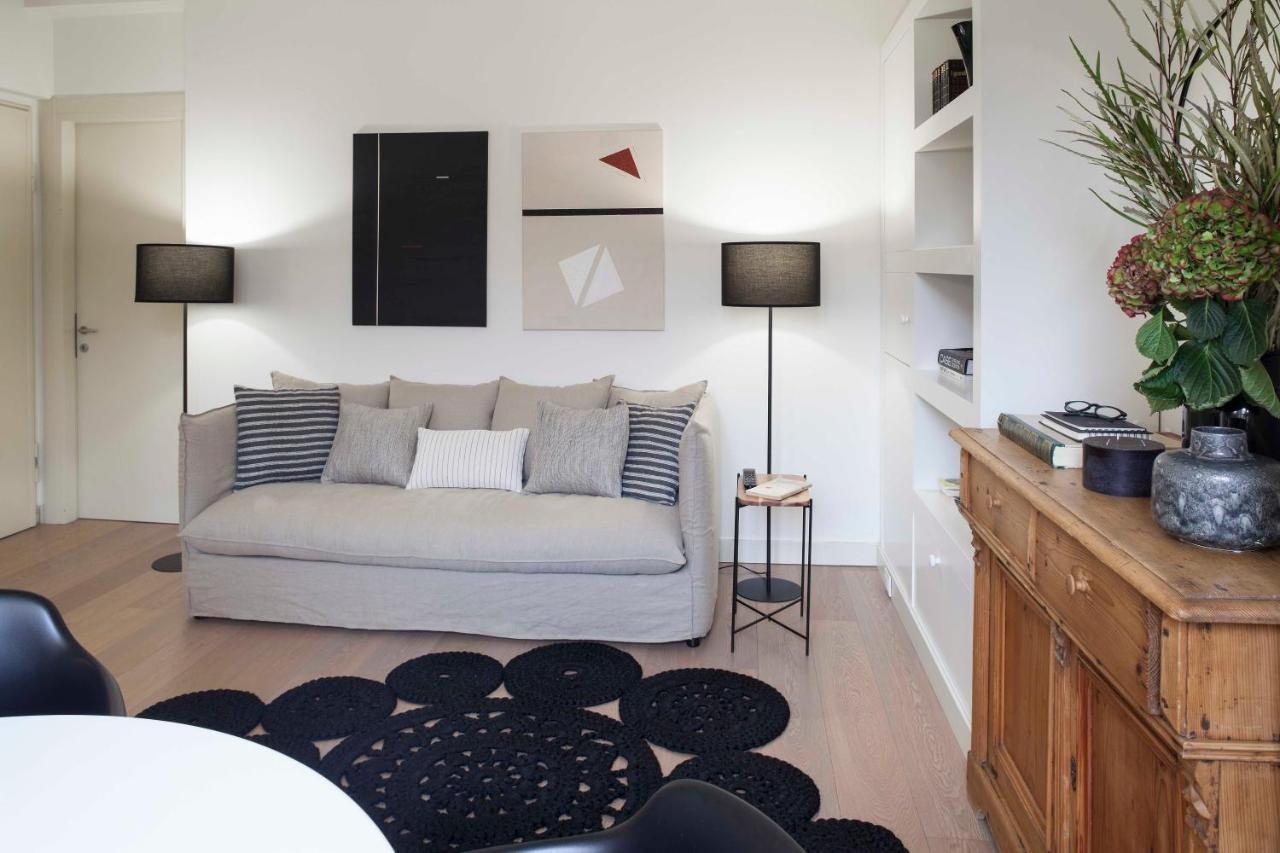Lily Pads -Elegant Apartment- In The City Center Milaan Buitenkant foto