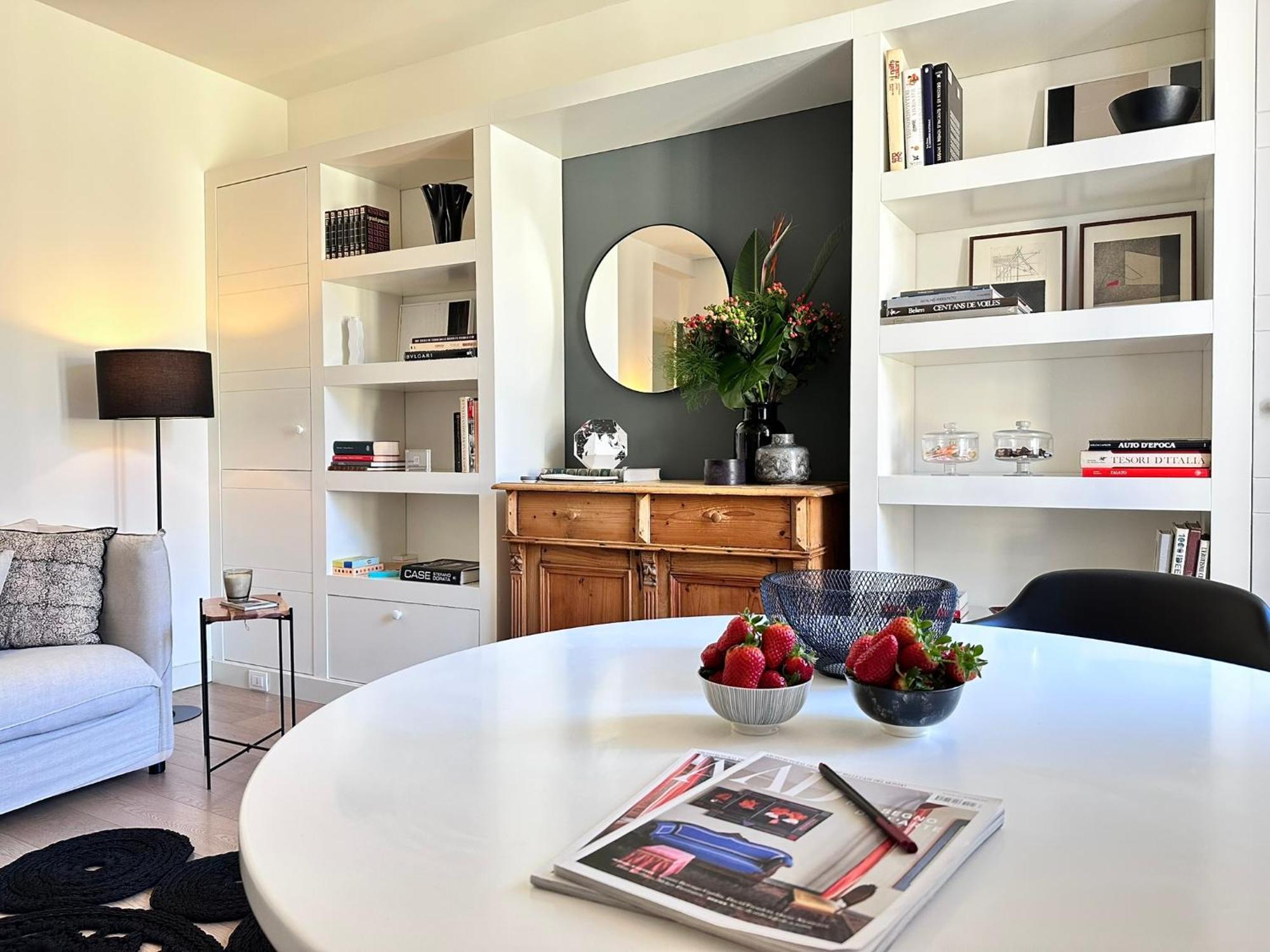 Lily Pads -Elegant Apartment- In The City Center Milaan Buitenkant foto