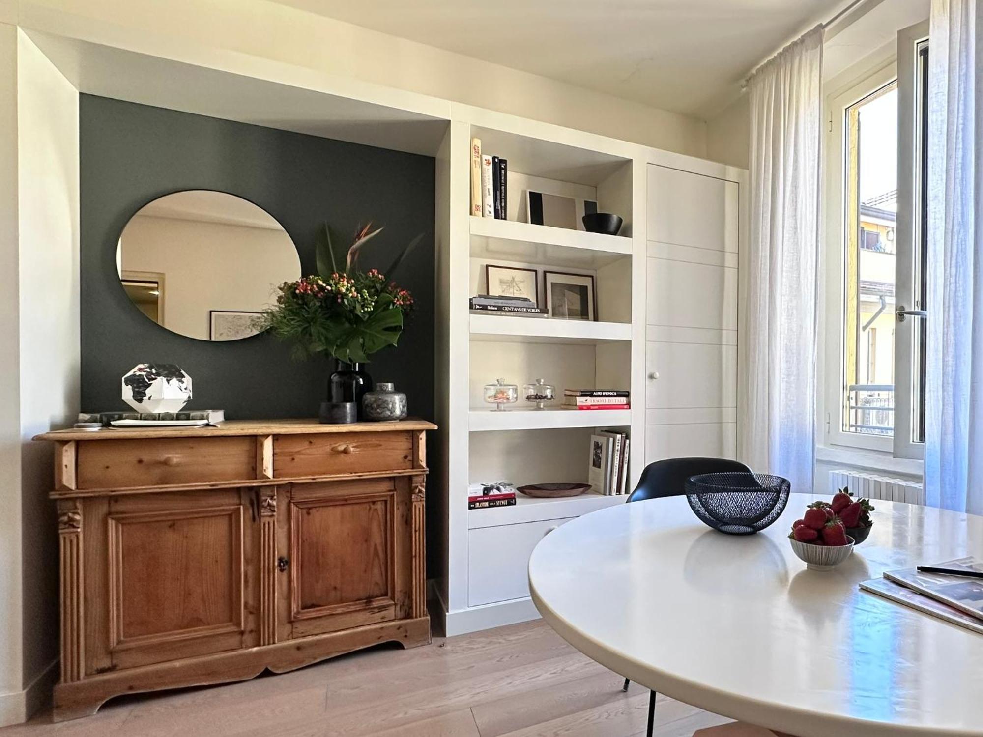 Lily Pads -Elegant Apartment- In The City Center Milaan Buitenkant foto